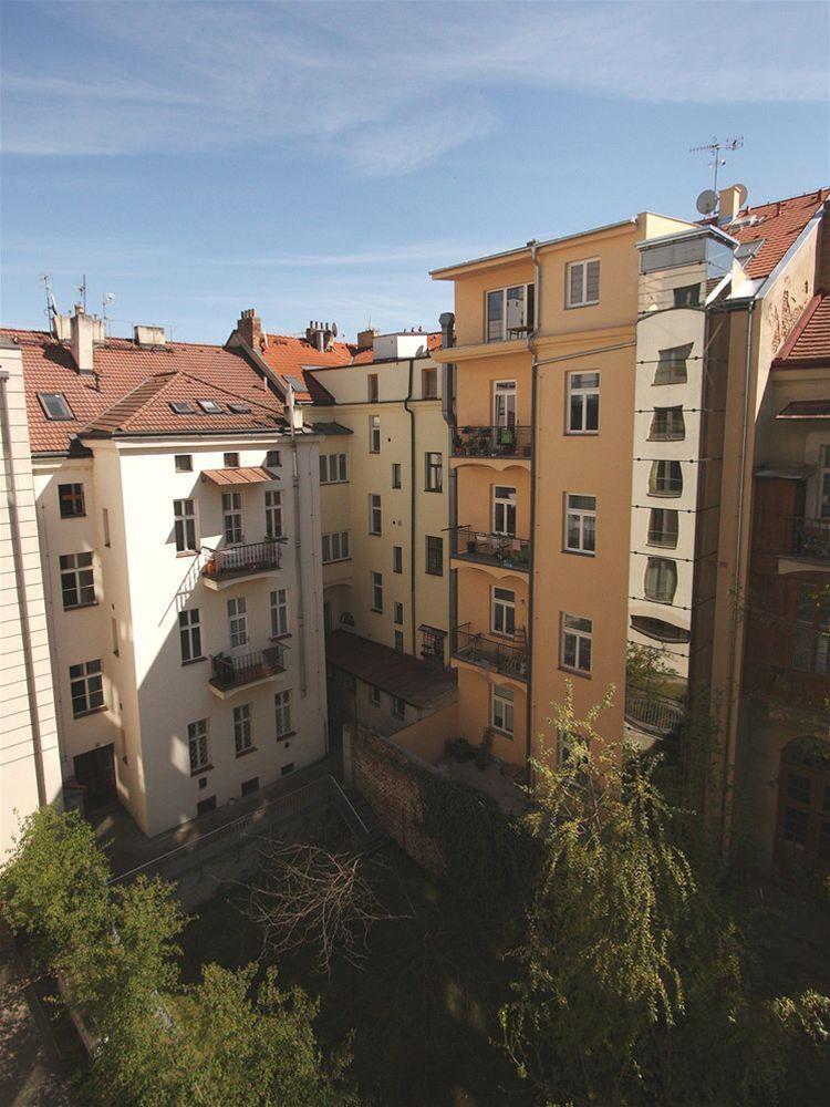 Angel Apartments Prag Exterior foto